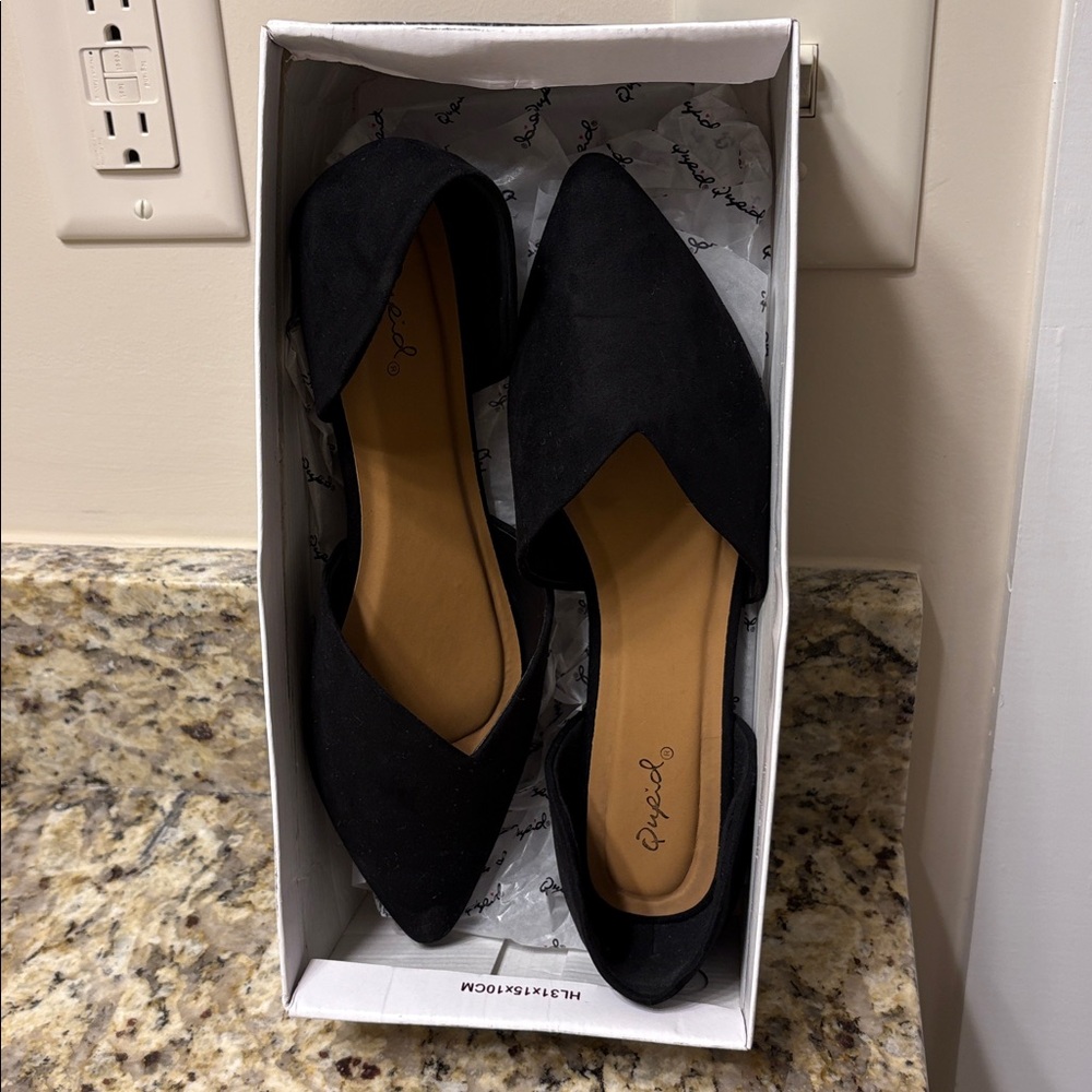 Qupid Black Flats